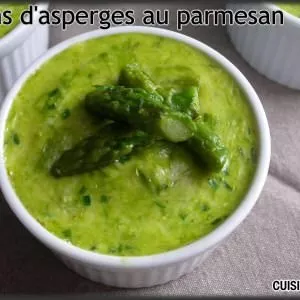 rapide à cuisiner Flans d'asperges au parmesan et aux noisettes cuisiner la recette