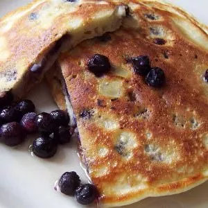 simple à préparer Pancakes aux bleuets cuisine végétarienne