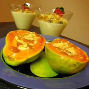 facile à cuisiner Papaya cottacurd au lait de chèvre et miettes de biscuits,... recette de