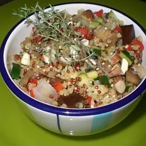 facile à cuisiner Quinoa rouge et légumes à la parmesane recette végétarienne