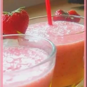 rapide à cuisiner Smoothie à la fraise cuisine végétarienne