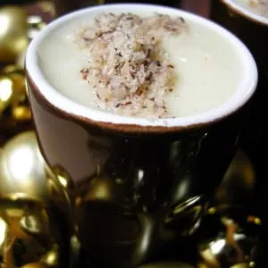 facile à cuisiner Velouté de Celeri rave et Pomme verte à l'huile de Truffe cuisiner la recette