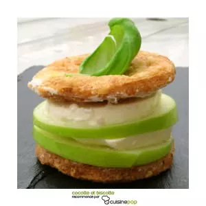 simple à cuisiner Mille-feuille croustillant tofu pomme mozza préparation