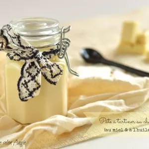 facile à cuisiner Pâte à tartiner au chocolat blanc parfumée au miel et à... préparer la recette