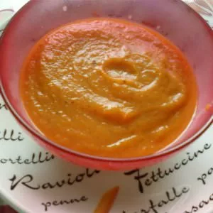 rapide à cuisiner Soupe au potiron et aux carottes  recette