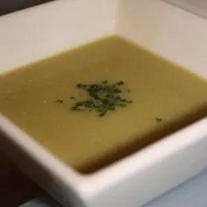 facile Velouté de pois cassés cuisine végétarienne