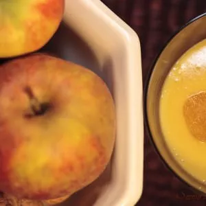 facile à cuisiner Verrine à la pomme et au gingembre recette végétarienne