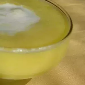 rapide à cuisiner Soupe d'ananas à l'orange et au lait de coco recette végétarienne