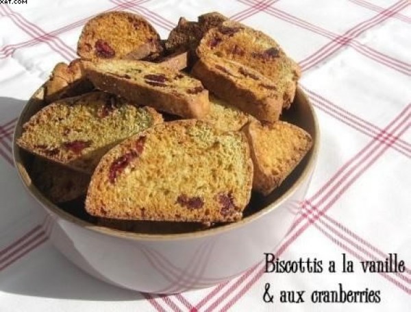 Biscottis à la vanille et aux cranberries