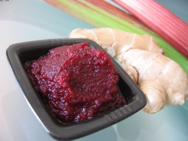Tartinade de rhubarbe à la betterave