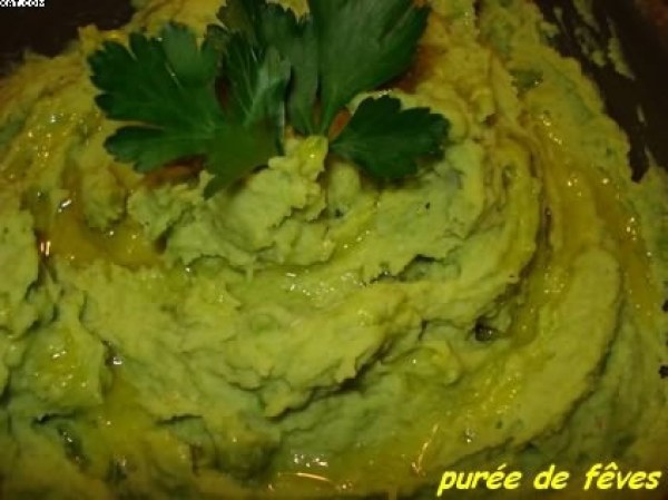 Purée de fèves