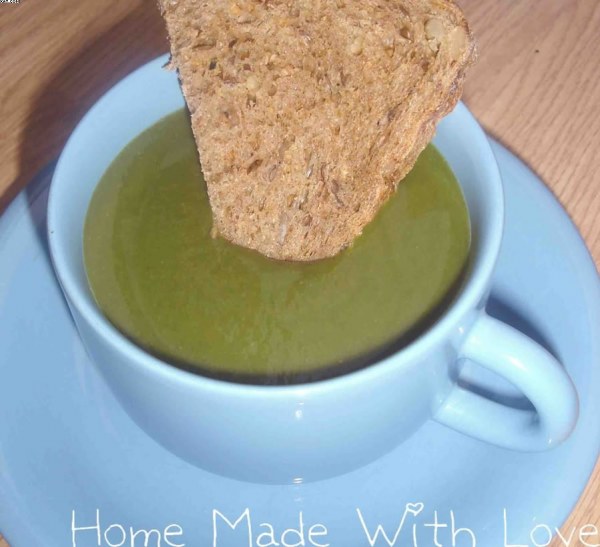 Soupe d'épinards au curry