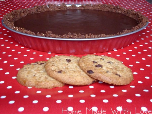 Tarte au chocolat sur pâte sablée aux cookies