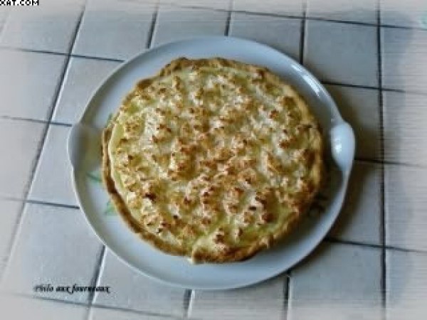 Tarte au citron et sa neige de coco