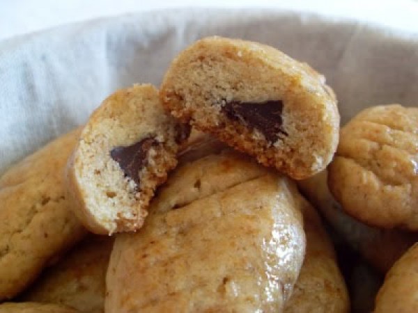 Petits pains sablés à l'orange, fourrés au chocolat noir (Vegan)